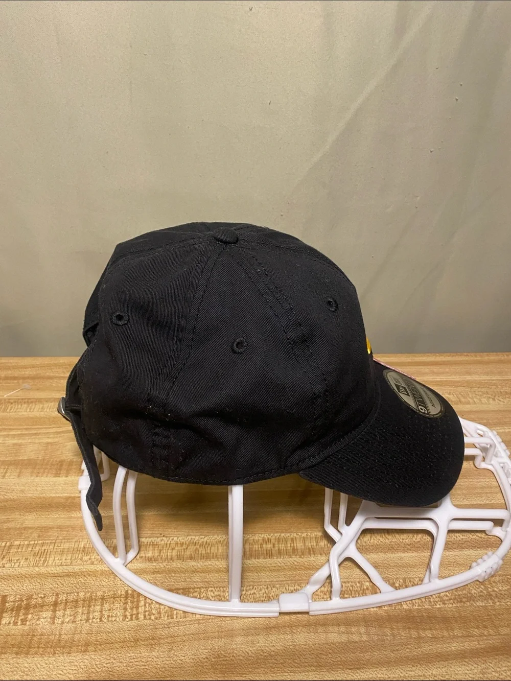 New Era 9Twenty In The Family Large Logo Cap Hat O/S